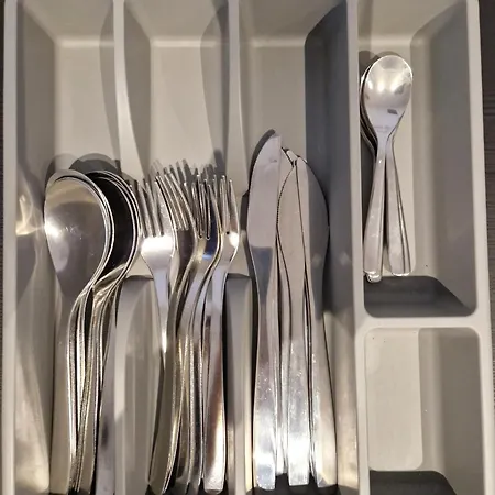 Apartament Meribu W18-20 Fuer Monteure Und Arbeiter *